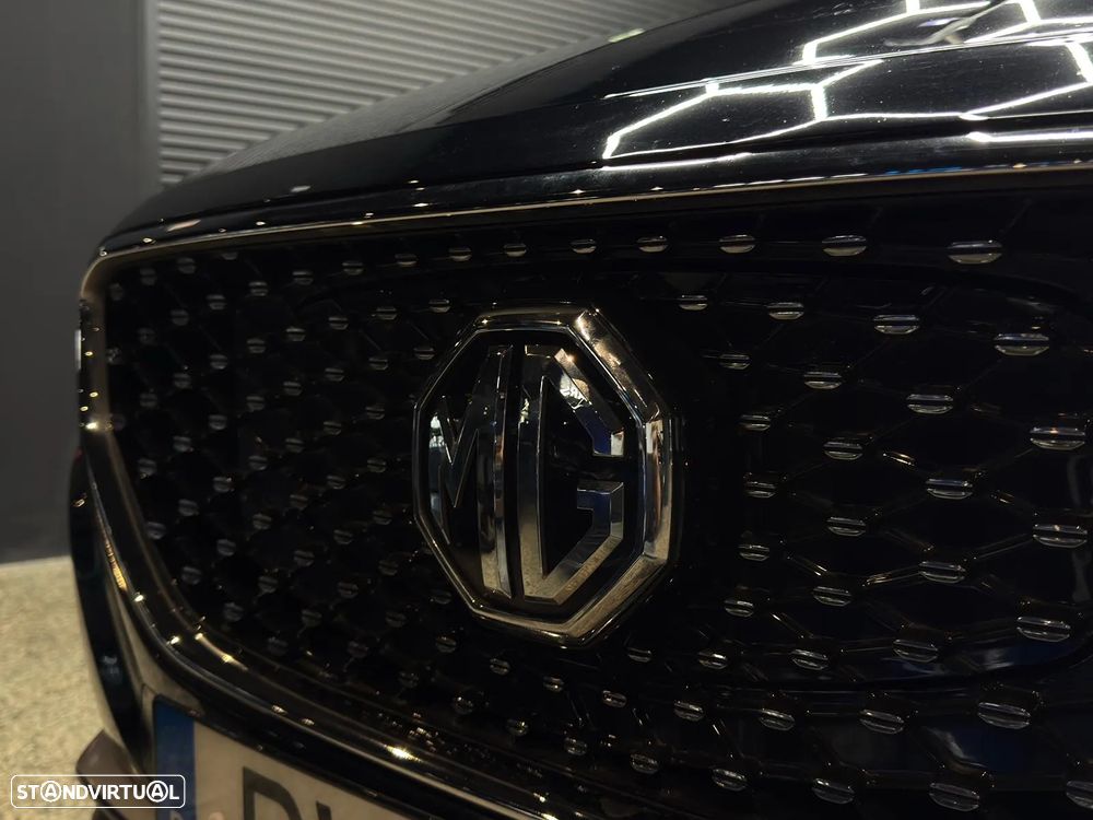 MG ZS EV 44.5 kWh Luxury - 6