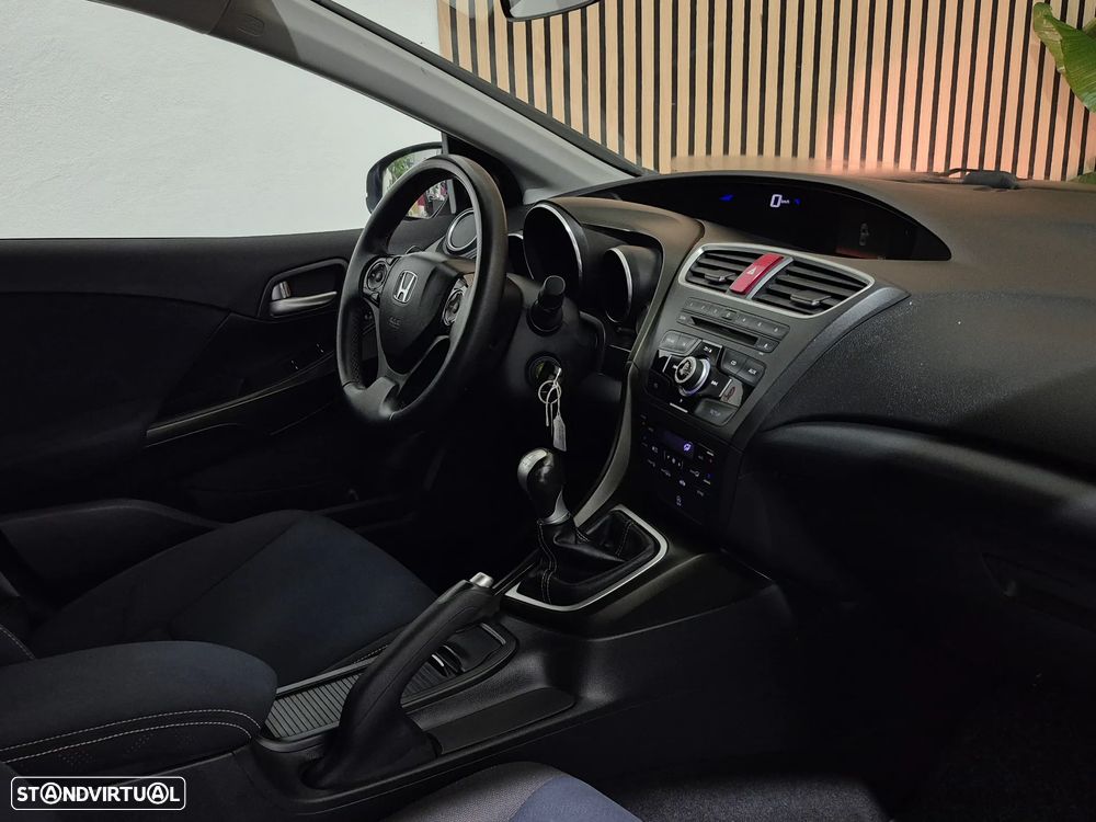 Honda Civic Tourer 1.6 i-DTEC Elegance - 11