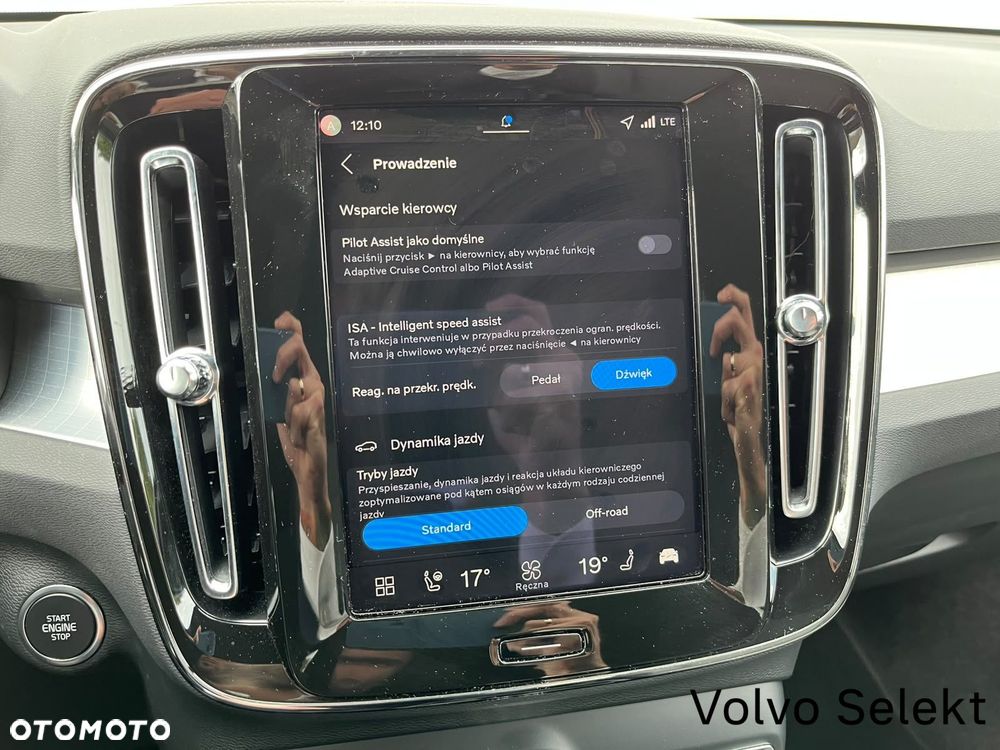 Volvo XC 40 - 24
