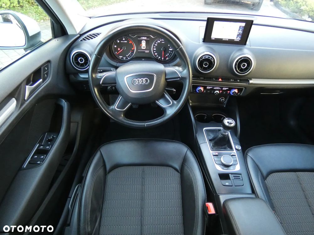 Audi A3 Sportback 1.6 TDI (clean diesel) S line Sportpaket - 37