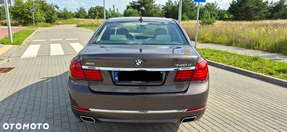 BMW Seria 7 740d xDrive - 17