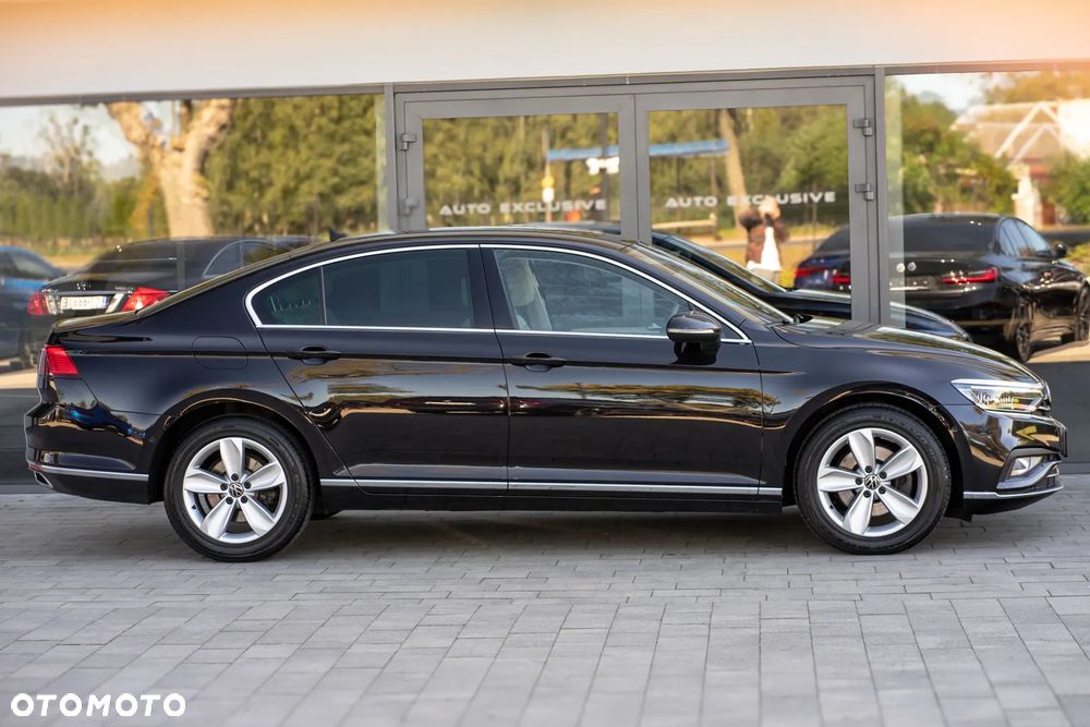 Volkswagen Passat 2.0 TDI EVO Elegance DSG - 11