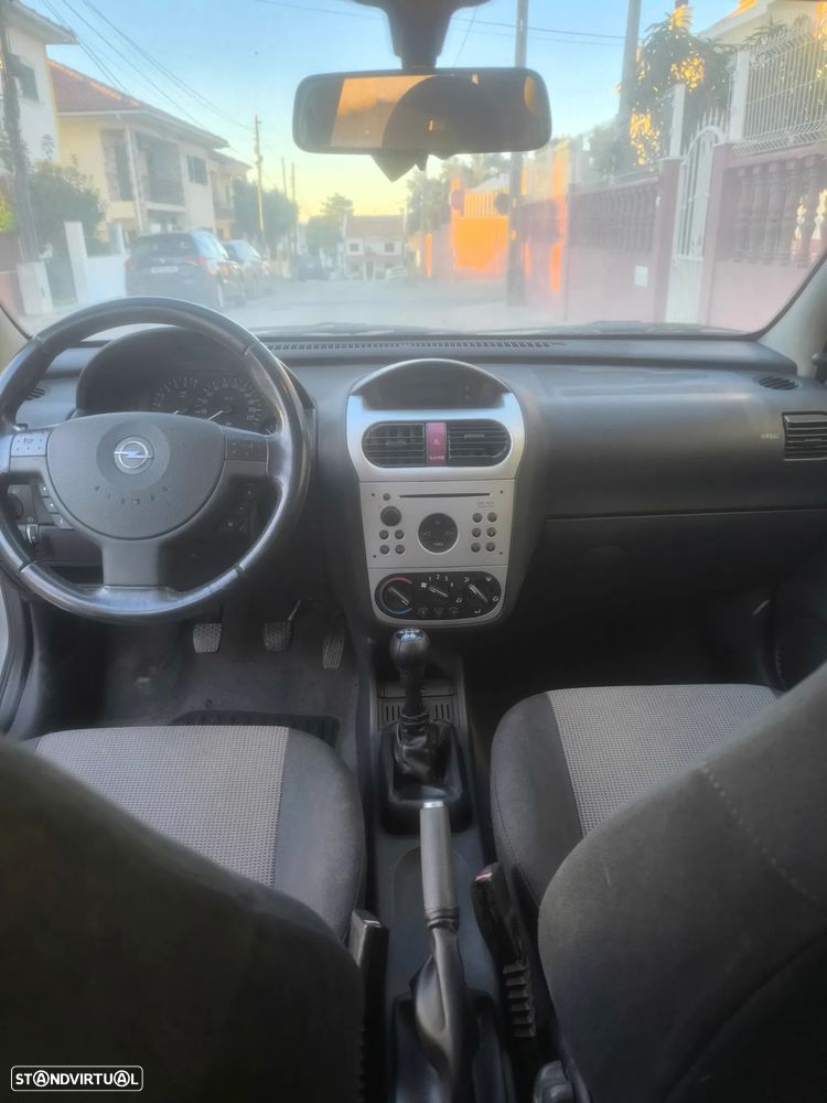 Opel Corsa - 4