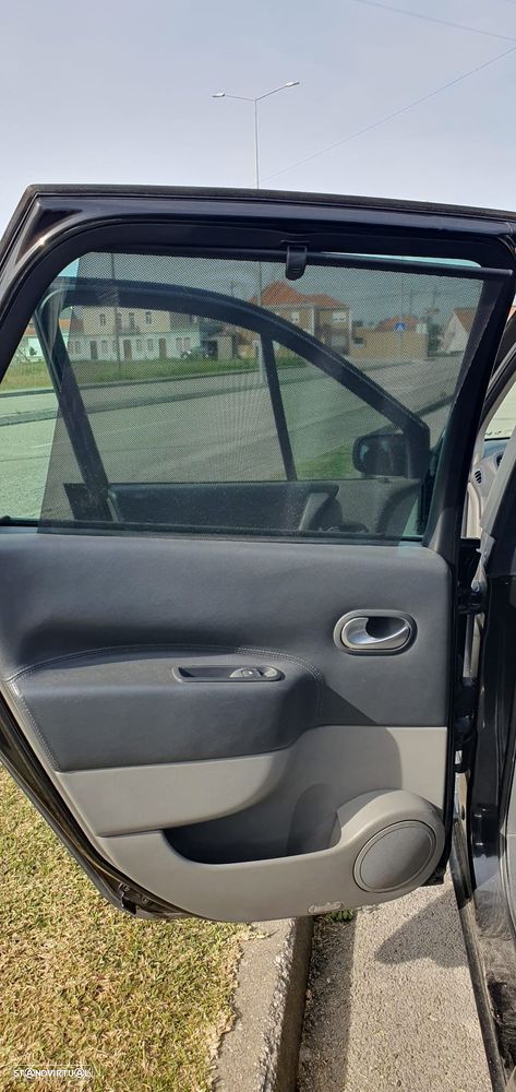 Renault Scénic - 15