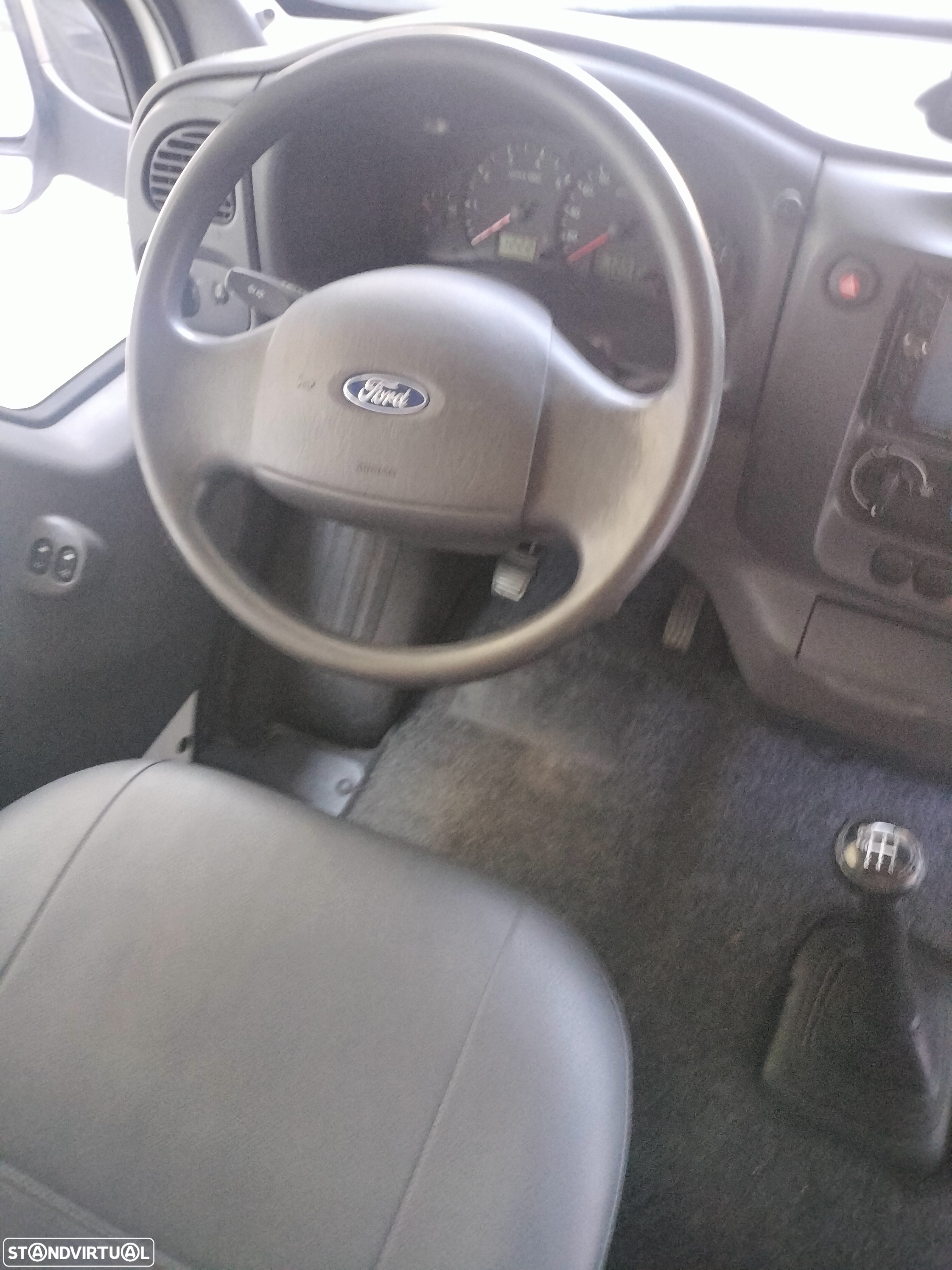 Ford Transit 6 velocidades - 16