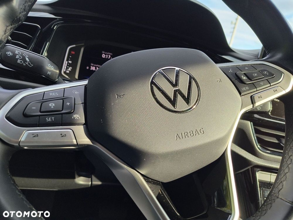 Volkswagen T-Roc 1.5 TSI Style DSG - 22