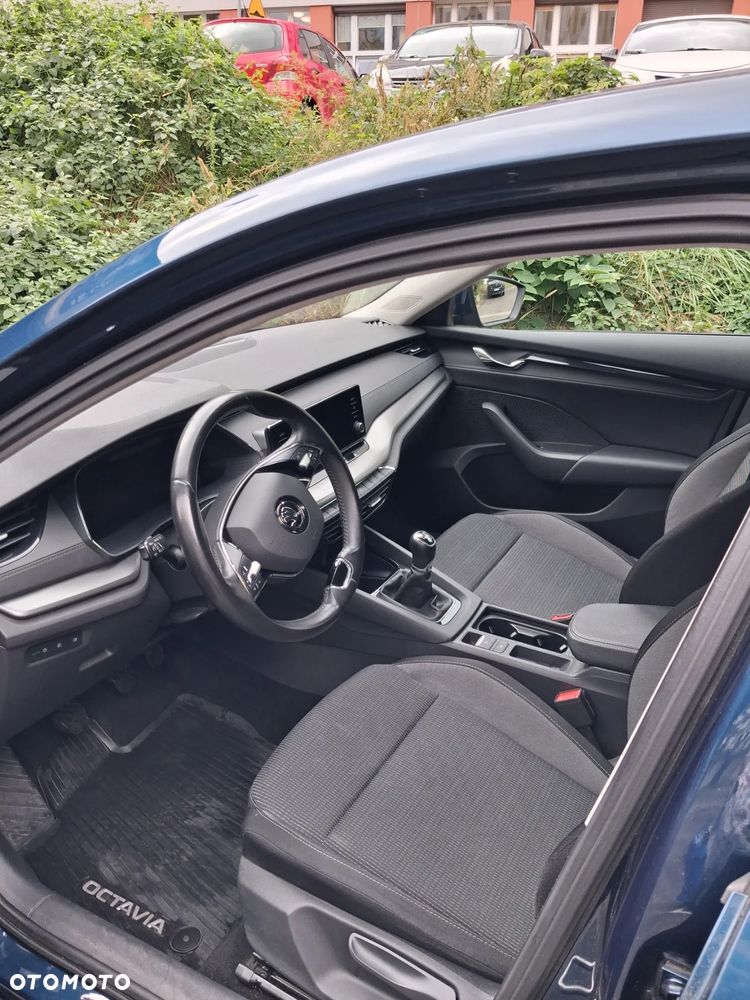 Skoda Octavia 1.5 TSI ACT Ambition - 5