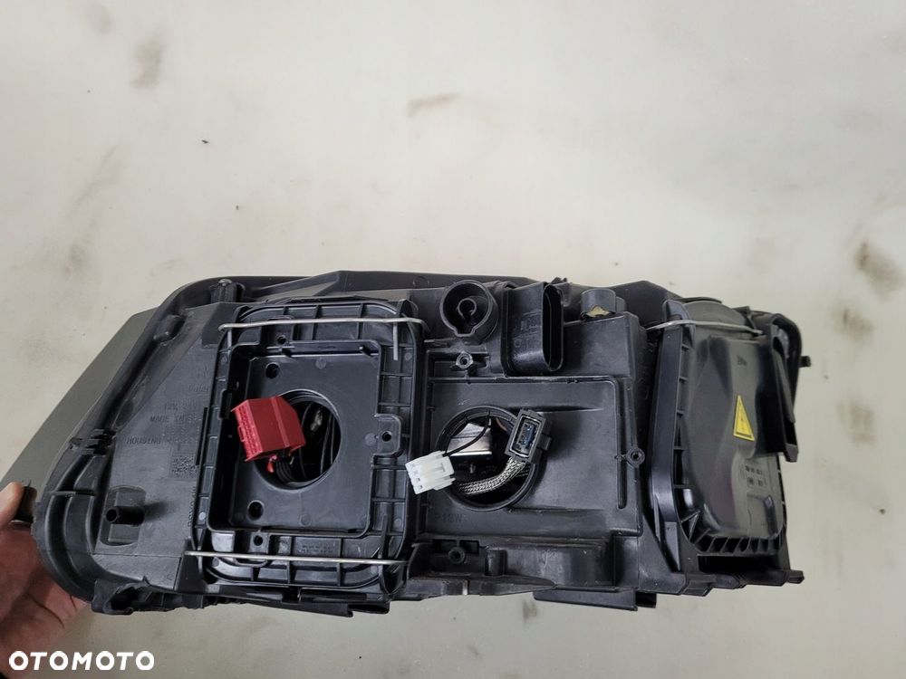 LAMPA PRAWY PRZÓD AUDI Q5 8R0941754C - 5