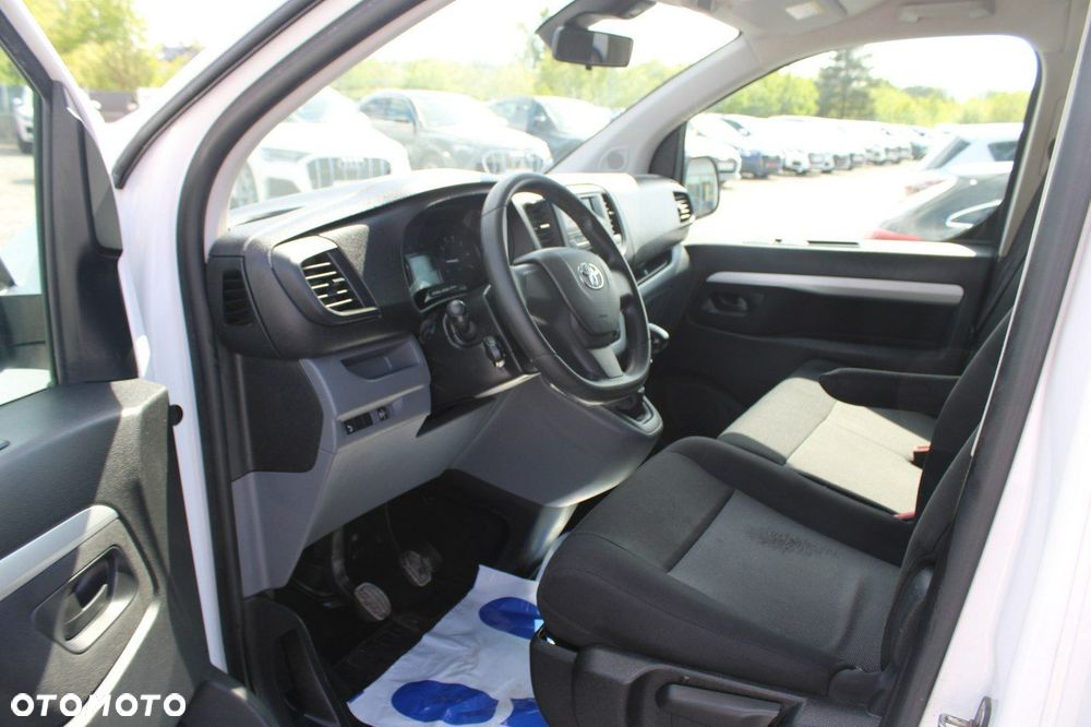 Toyota ProAce - 12