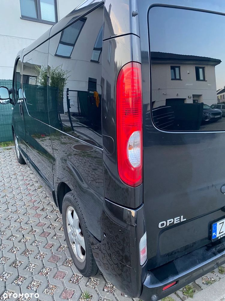 Opel Vivaro - 19