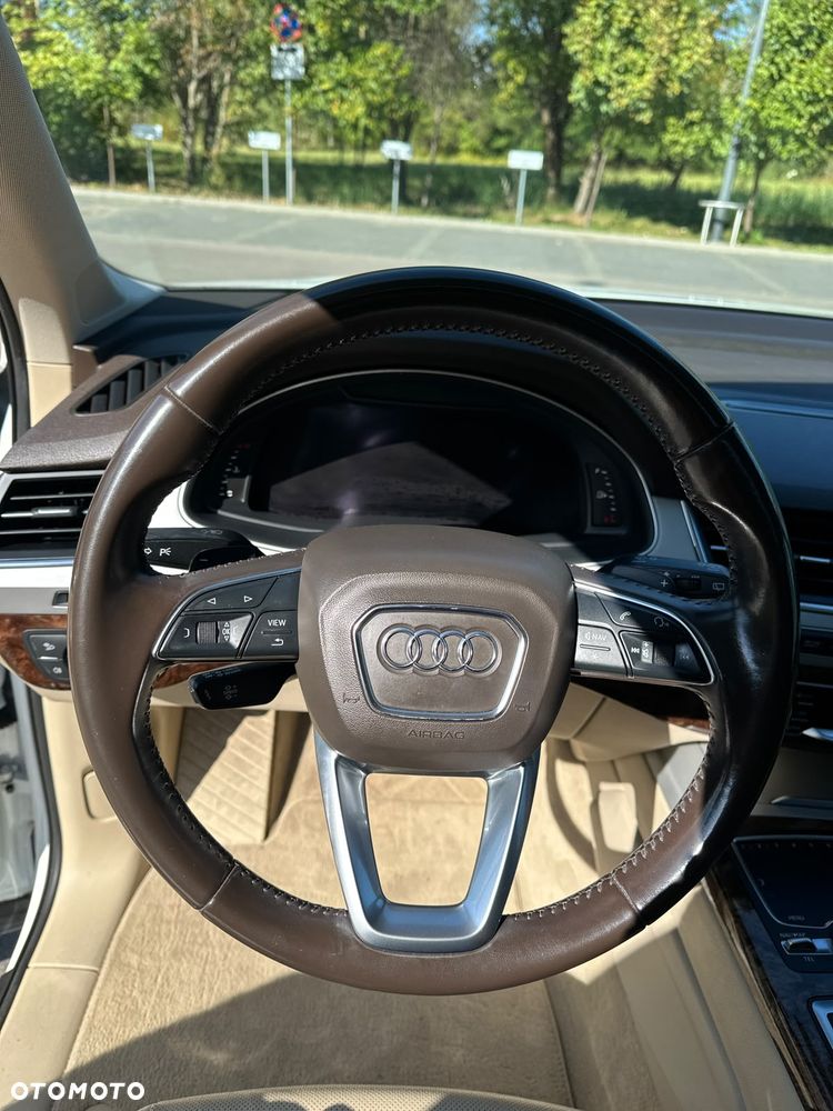 Audi Q7 - 20