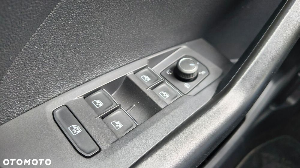 Volkswagen T-Cross 1.0 TSI Style DSG - 30