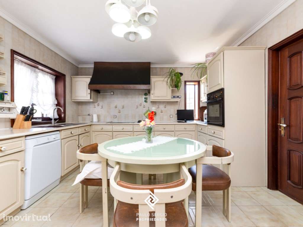 Moradia V6+1 em Vila Nova de Gaia - Grande imagem: 5/31