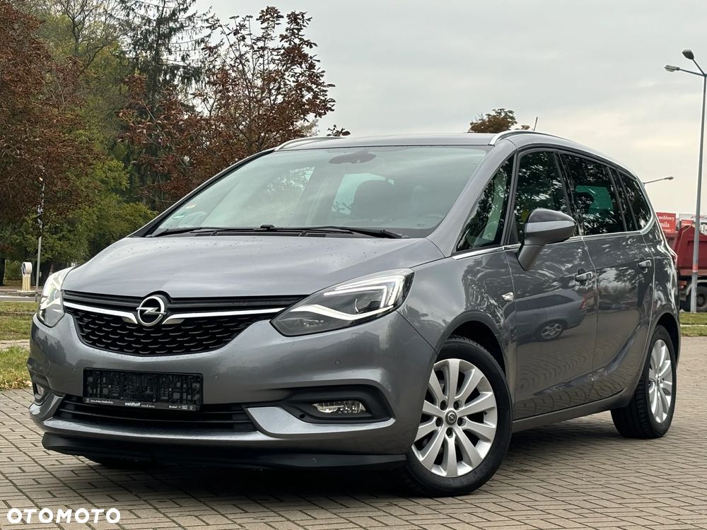 Opel Zafira - 1