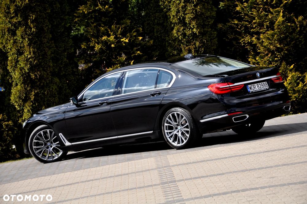 BMW Seria 7 750Ld xDrive - 22