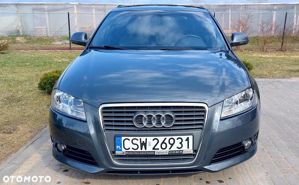 Audi A3 Sportback - 2