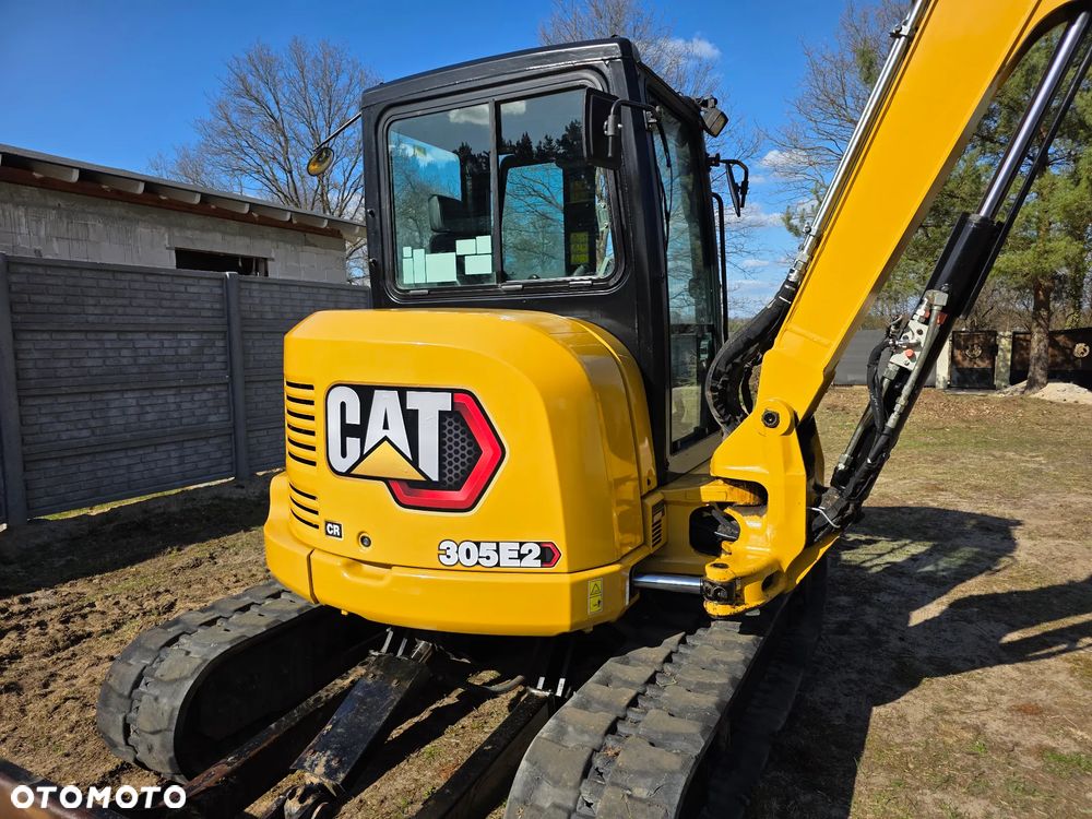 Caterpillar 305 - 26