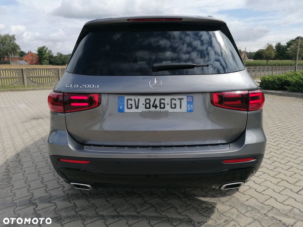 Mercedes-Benz GLB 200 d 8G-DCT AMG Line Advanced Plus - 23