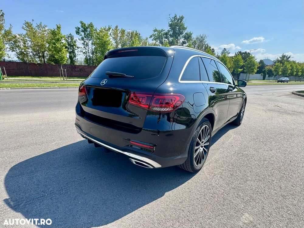 Mercedes-Benz GLC - 6