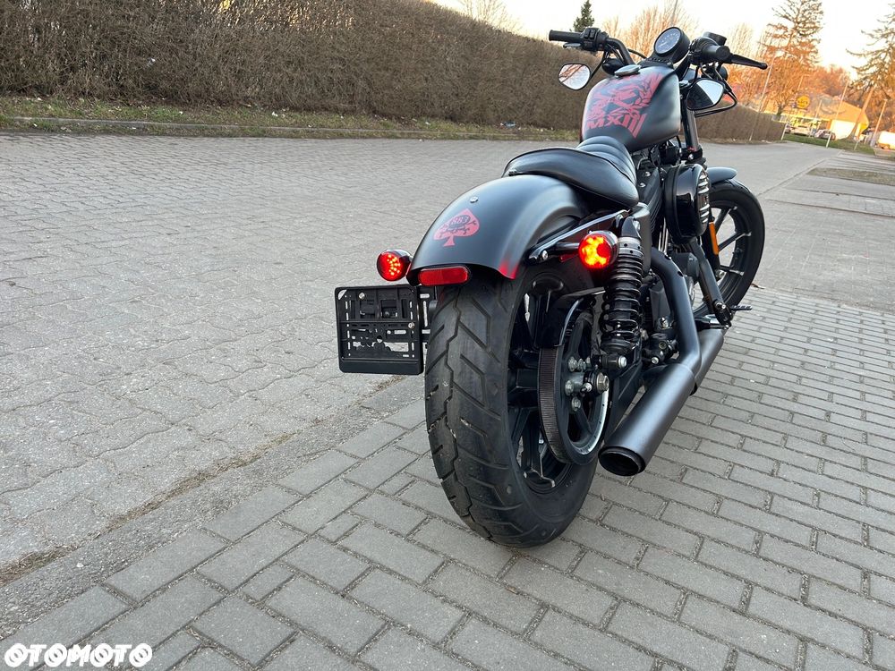 Harley-Davidson Sportster Iron 883 - 5