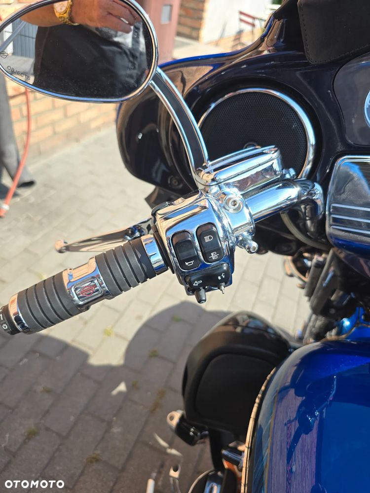 Harley-Davidson Touring Ultra Limited - 22