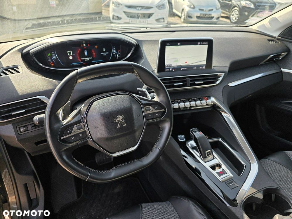 Peugeot 3008 - 9