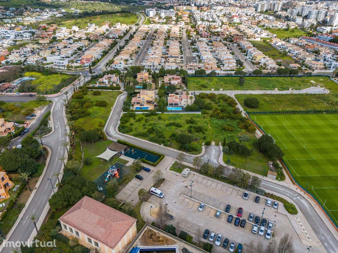 Lote urbano para venda em Resort de luxo em Lagos - Grande imagem: 3/8