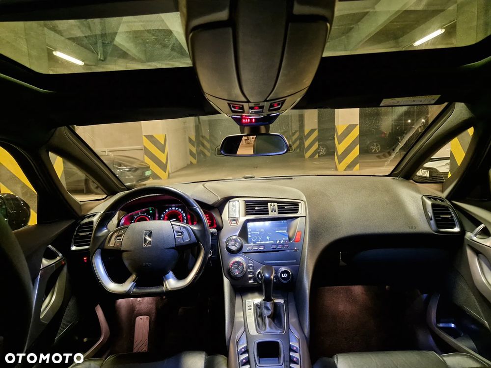 DS Automobiles DS 5 - 5