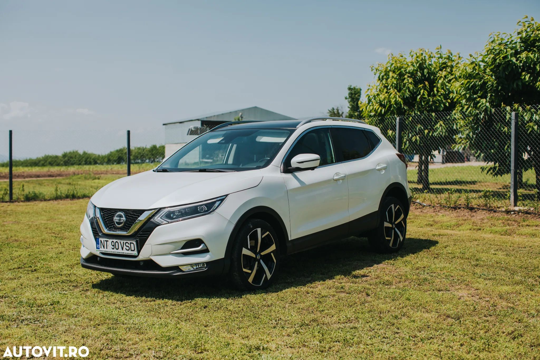 Nissan Qashqai 1.7D 150CP ALL MODE 4X4-I Tekna - 1