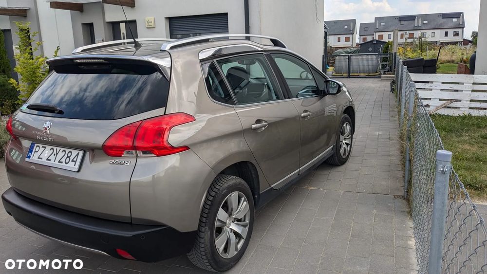 Peugeot 2008 1.6 VTi Allure - 21