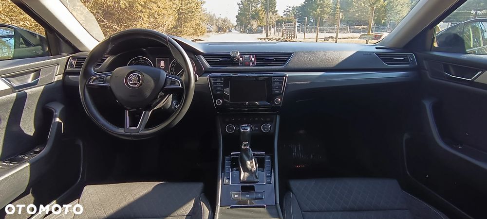 Skoda Superb 2.0 TDI Style DSG - 14