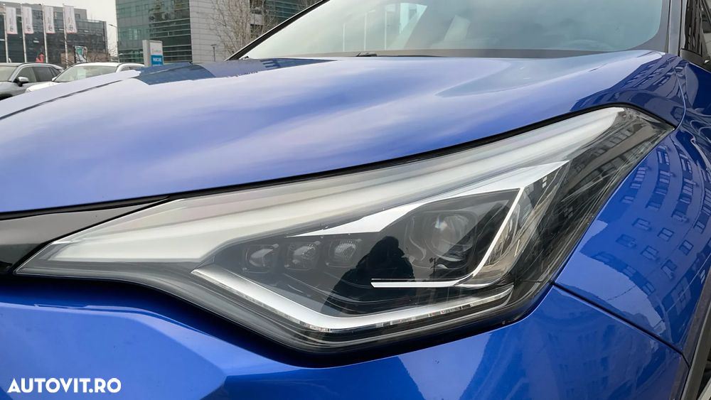 Toyota C-HR 2.0 HSD 184 CP 4x2 CVT C-ult Style bi-tone - 28