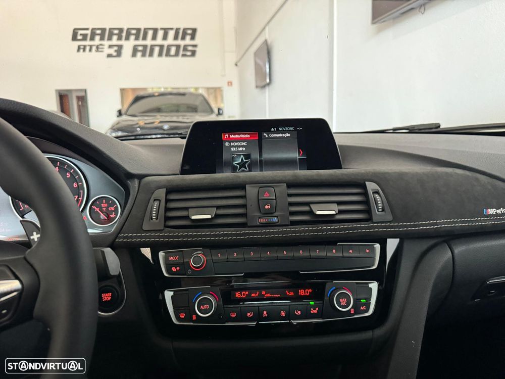 BMW 330 e iPerformance Pack M - 19