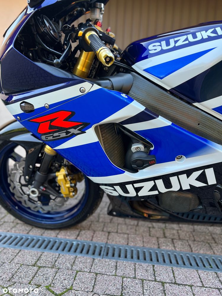 Suzuki GSX-R - 6