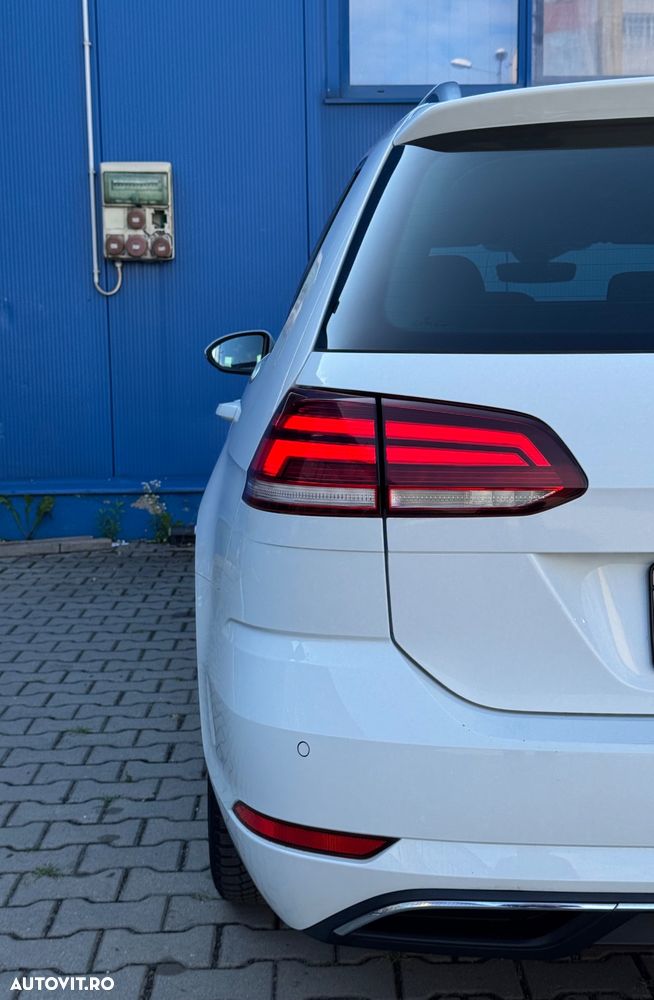 Volkswagen Golf 2.0 TDI DSG Sound - 19