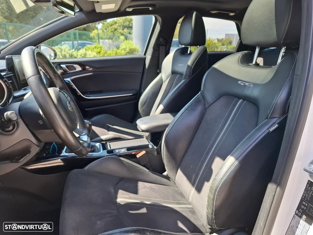 Kia ProCeed 1.6 CRDi GT Line+SRF - 11