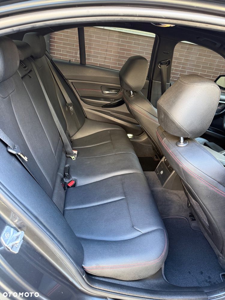 BMW Seria 3 - 21