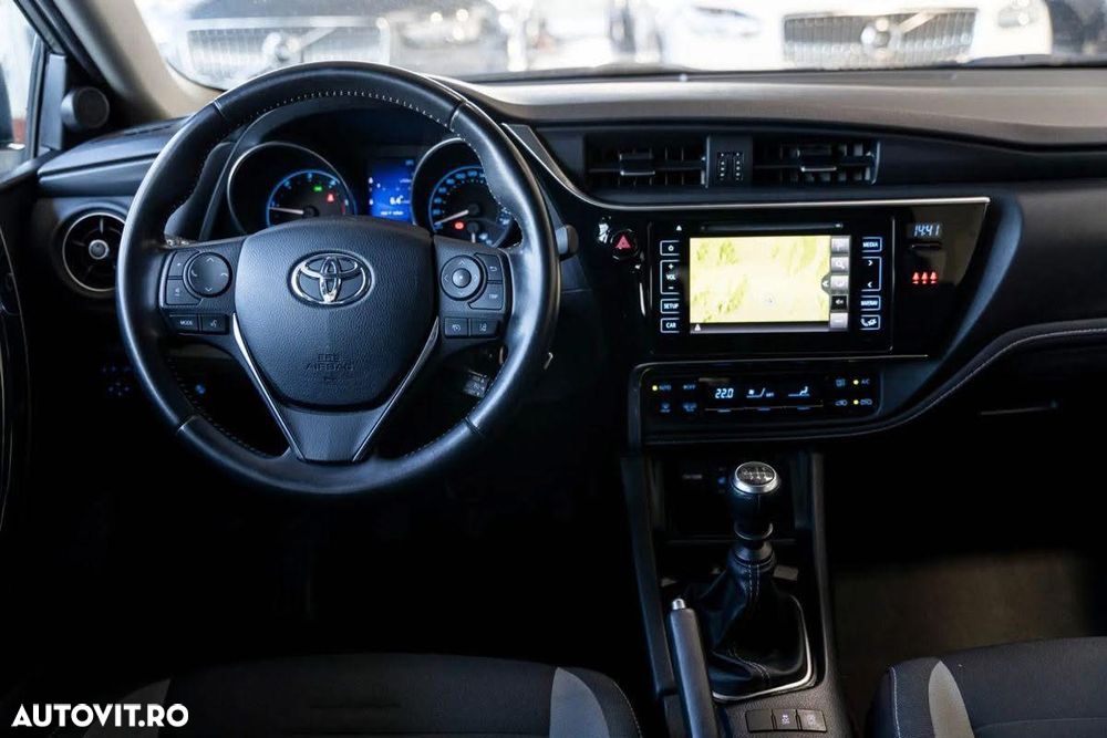 Toyota Auris 1.6 D-4D Comfort - 12