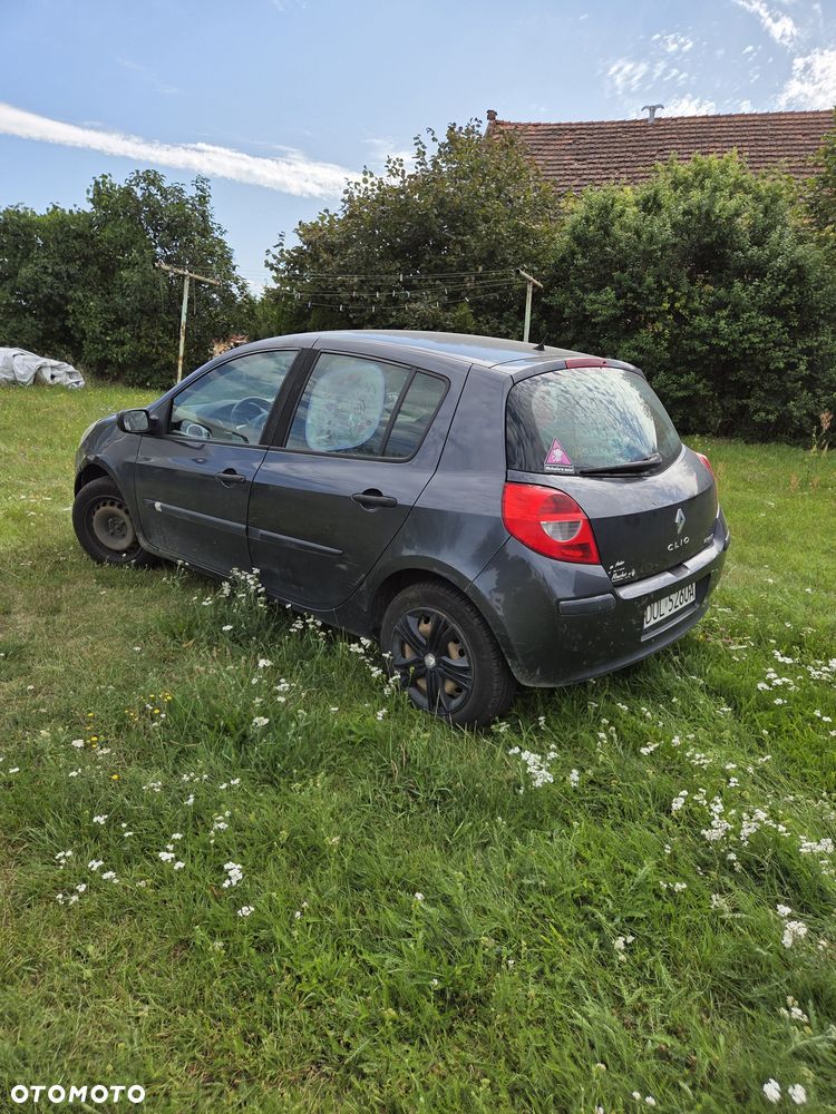 Renault Clio - 4