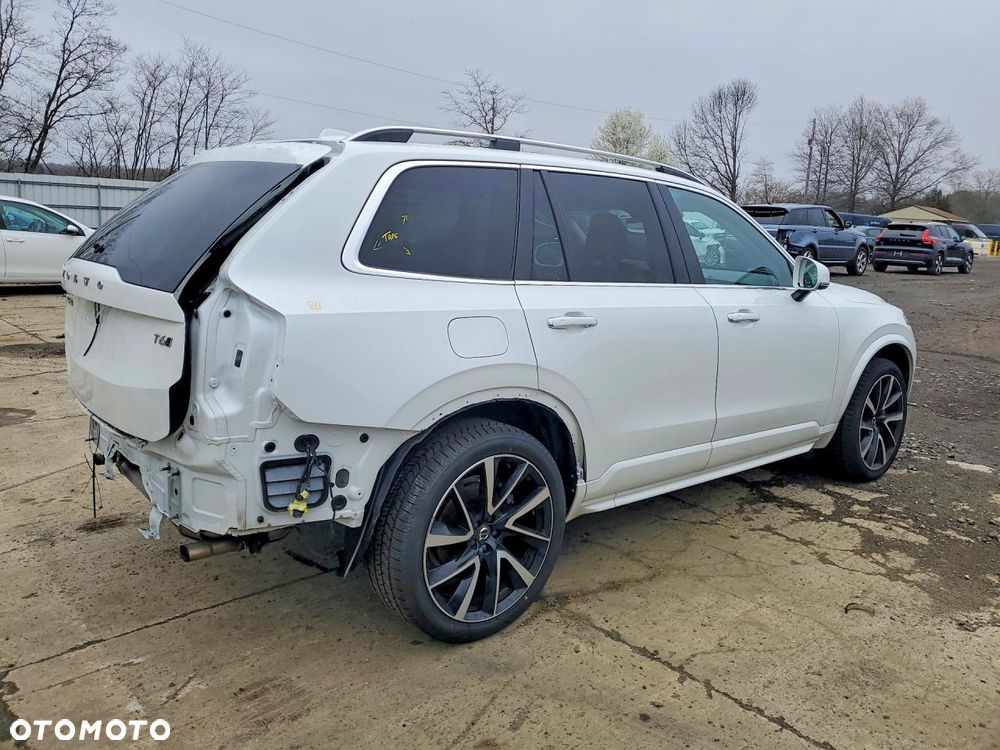 Volvo XC 90 T6 AWD Geartronic Momentum - 4