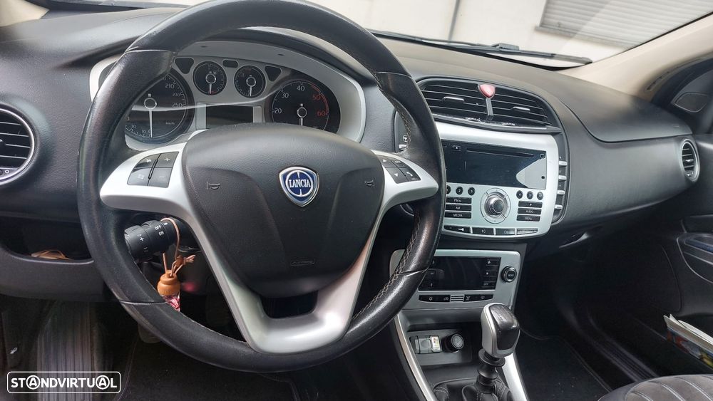 Lancia Delta 1.6 M-Jet Oro - 6