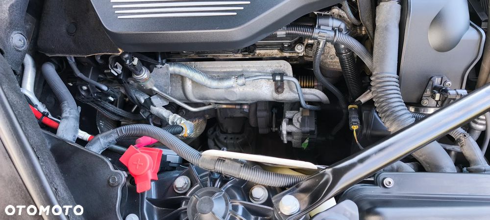 BMW Seria 5 520d xDrive - 11