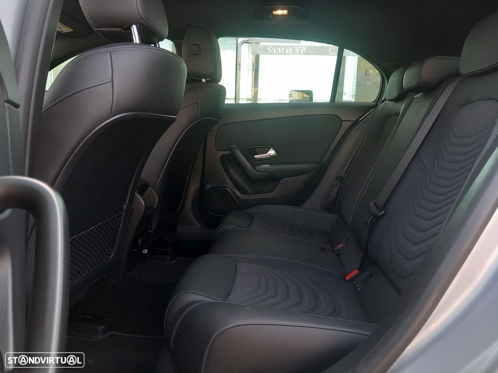 Mercedes-Benz A 250 e Style Plus - 11