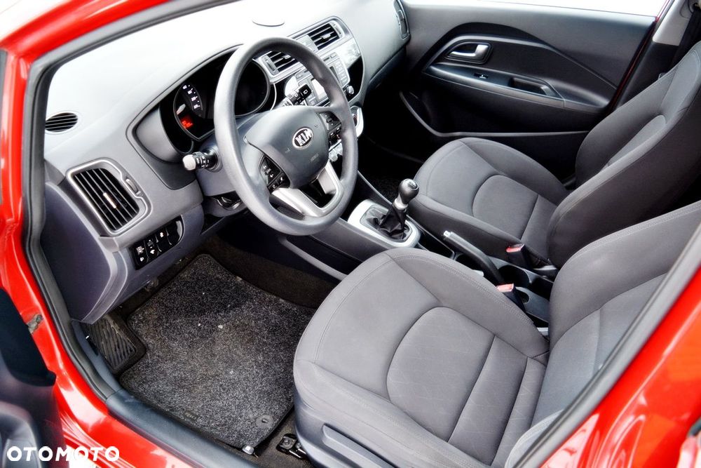 Kia Rio 1.2 Edition 7 - 12