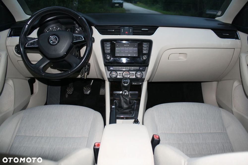 Skoda Octavia 1.4 TSI Elegance - 25