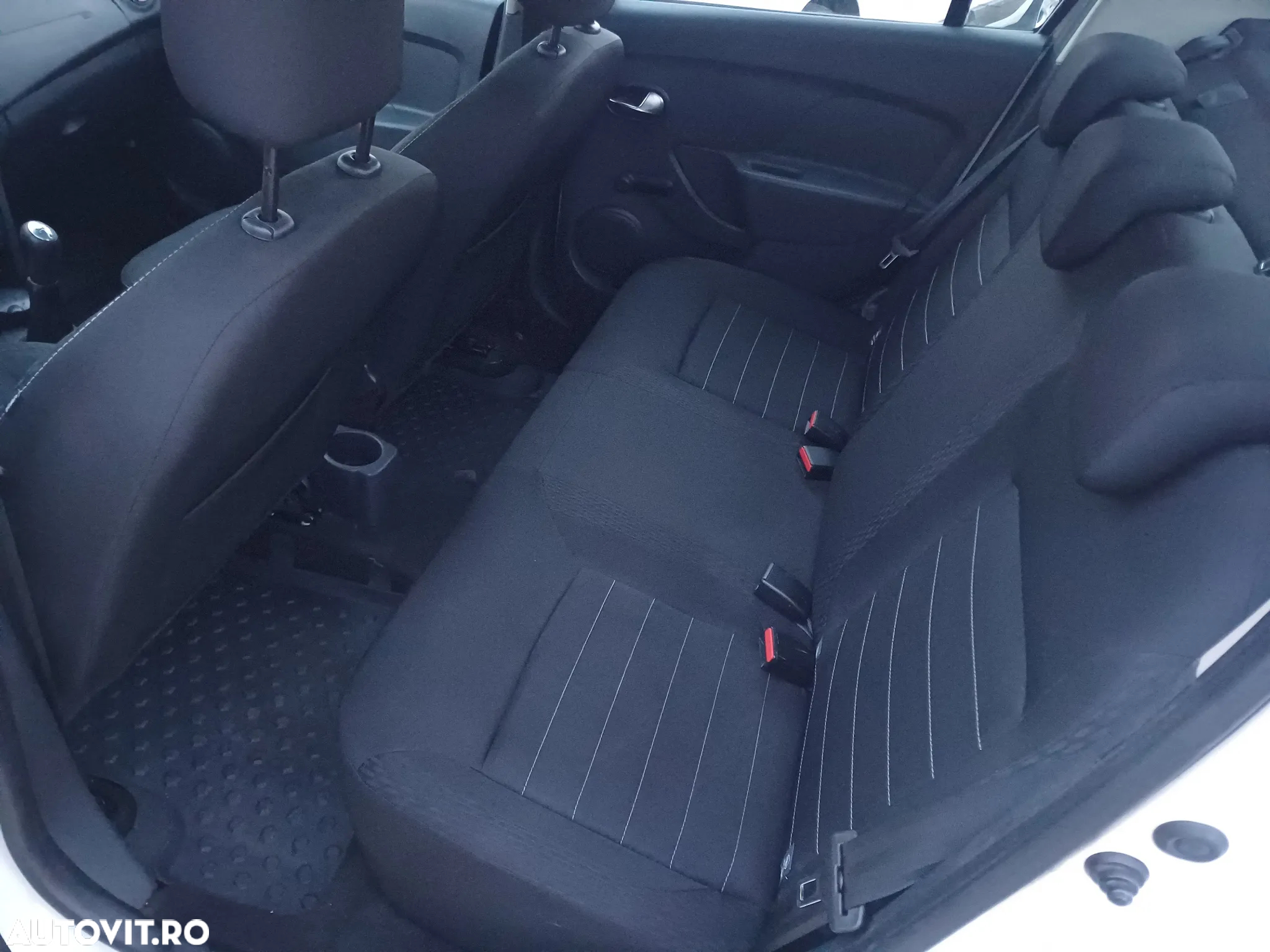 Dacia Logan - 9