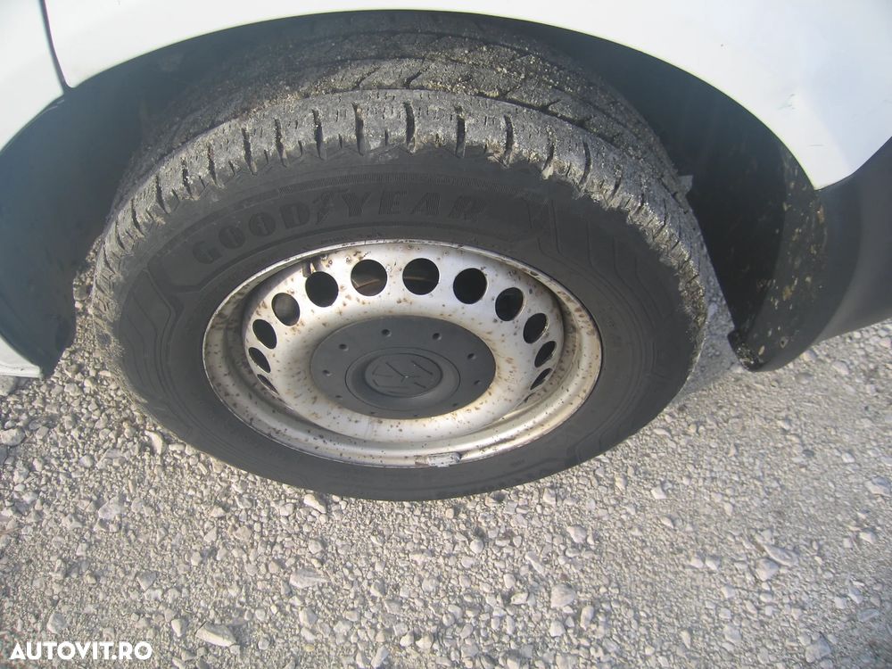 Volkswagen TRANSPORTER T6 , 6 LOC. PLATFORMA MIXTA , AC. - 38