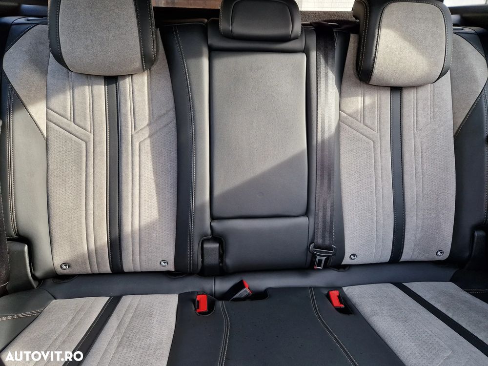 Peugeot 3008 PHEV 225 EAT8 GT - 27