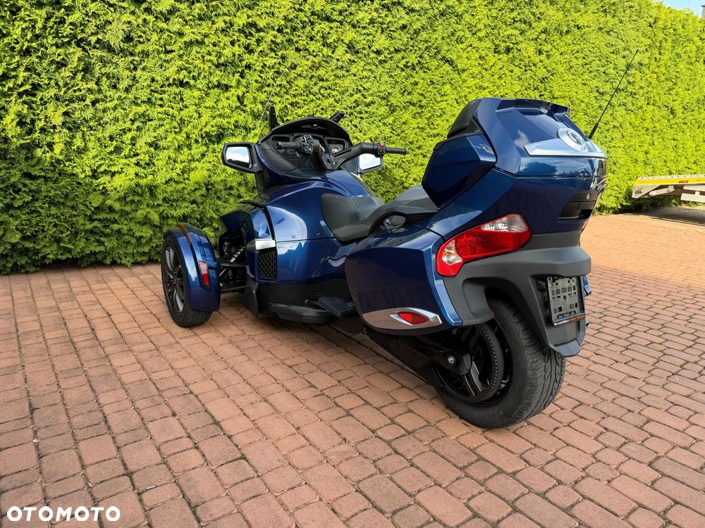 Can-Am Spyder - 5