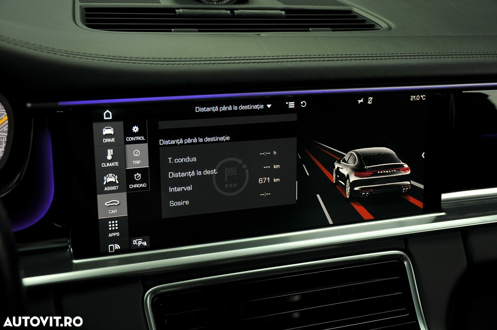 Porsche Panamera 4S - 25